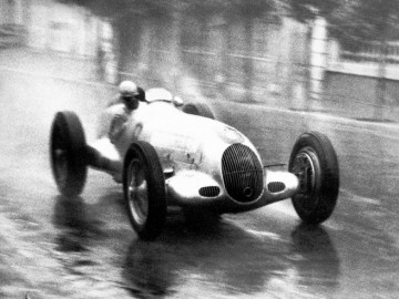 Rudolf Caracciola: gwiazda w panteonie kierowc&oacute;w wyścigowych